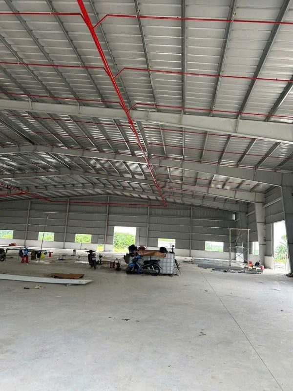 nha-xuong-ban-tai-bac-tan-uyen-binh-duong-2,3-ha-4000-m2